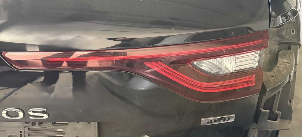 Tripla dreapta haion Renault Koleos 2018