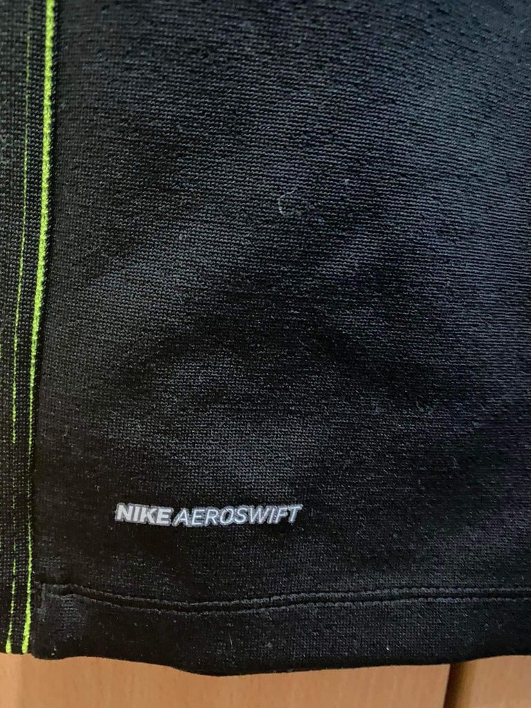 Блуза NIKE aeroswift