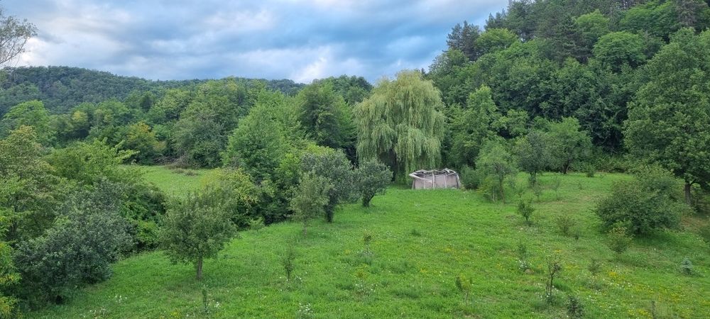 Ofer spre vânzare casă nouă în construcție, cu grădină Tg.Ocna