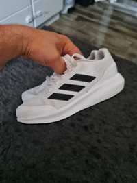 Adidasi Adidas copii