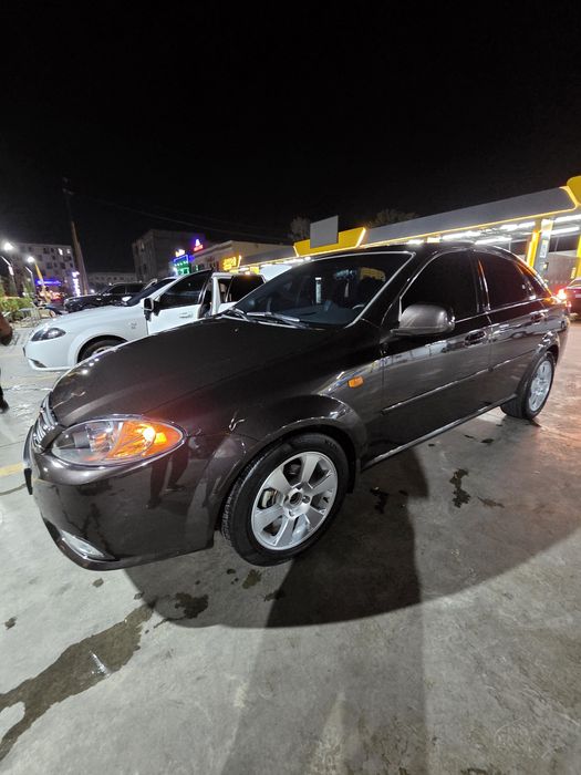 Jentra full sotiladi Gentra