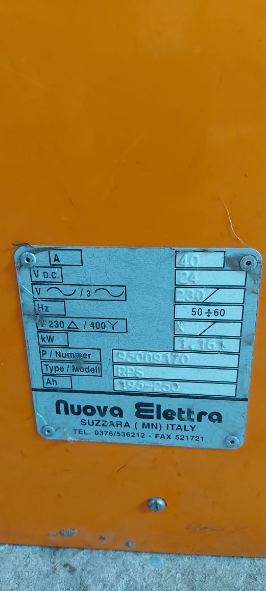 Incarcator baterie stivuitor/redresor baterie stivuitor