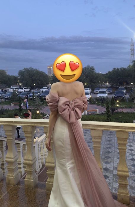 Вечернее и банкетное платье