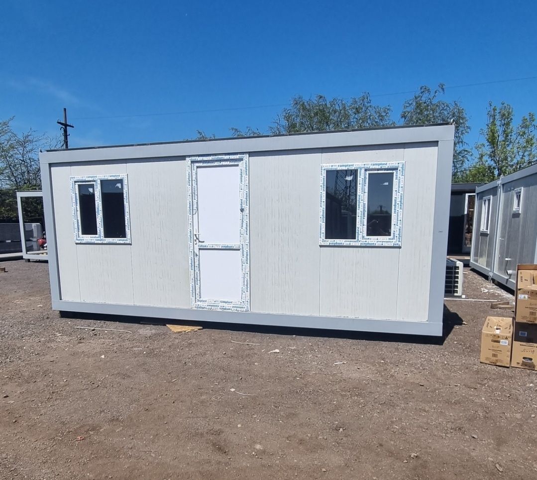 Container containere