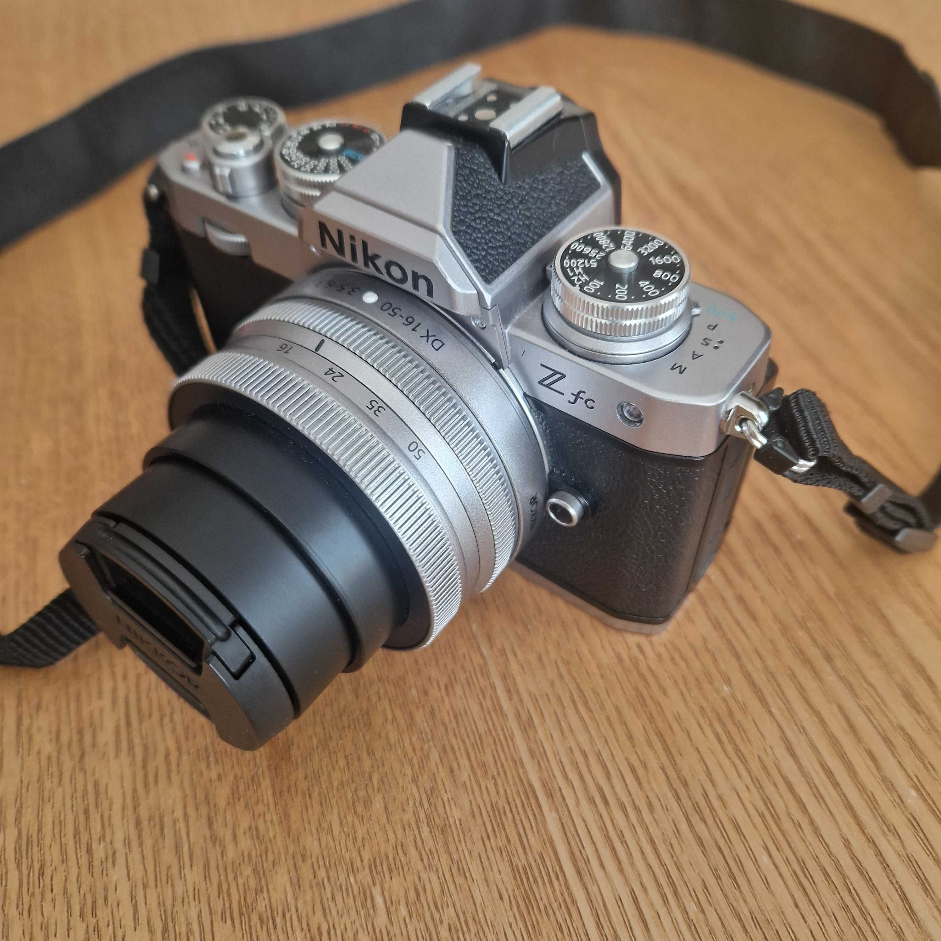 Nikon Z fc aparat Foto Mirrorless Kit Obiectiv DX 16-50mm f/3.5-6.3 VR