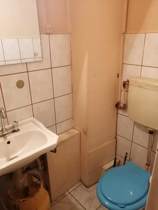 Apartament cu 3 camere, transformat din 2 camere, Poarta 6