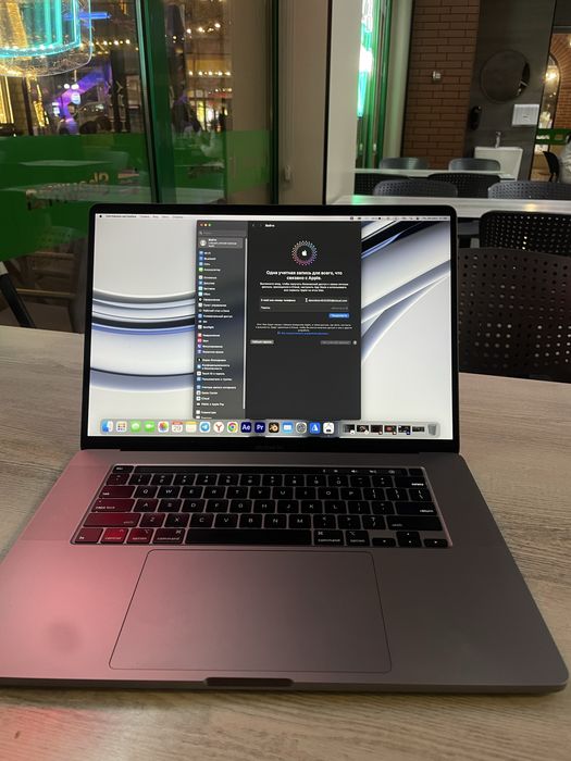Macbook pro 2019 masla xolatda turibdi 10/10 32 Ram 512 gb asosiy