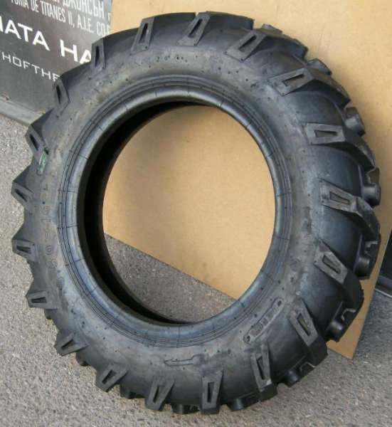 Външни гуми за трактори и селскостопанска техника рибена кост