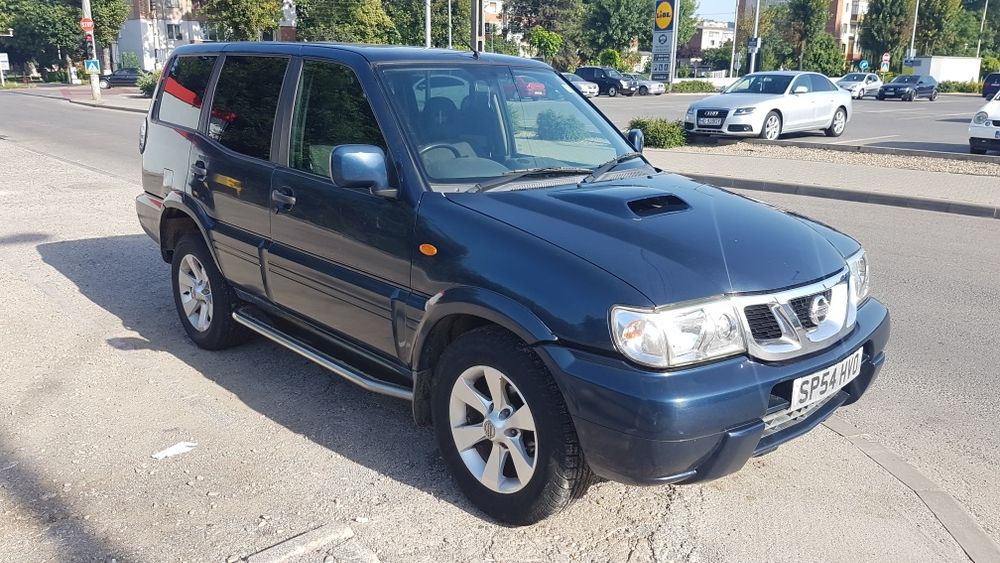 Motor 3.0 Nissan Terrano 2 far oglinda gram usa macara grila radiator