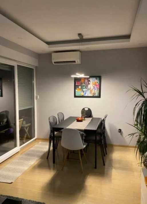 Дава се под наем Двустаен апартамент в Пловдив, Остромила - 65 кв.м за 357 € - Снимка #1