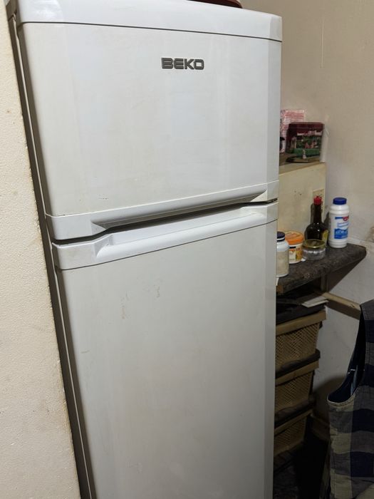Хладилник Беко .