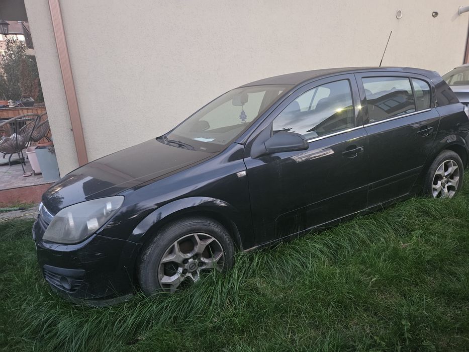 Vand Opel Astra H pt piese 2006