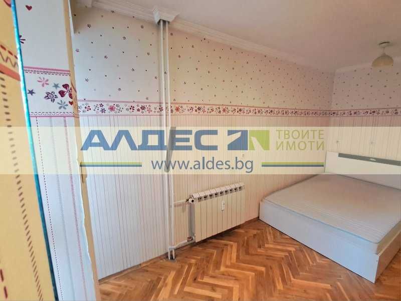 Продава се Тристаен апартамент в София, Света Троица - 84 кв.м за 2715 €/кв.м - Снимка #11