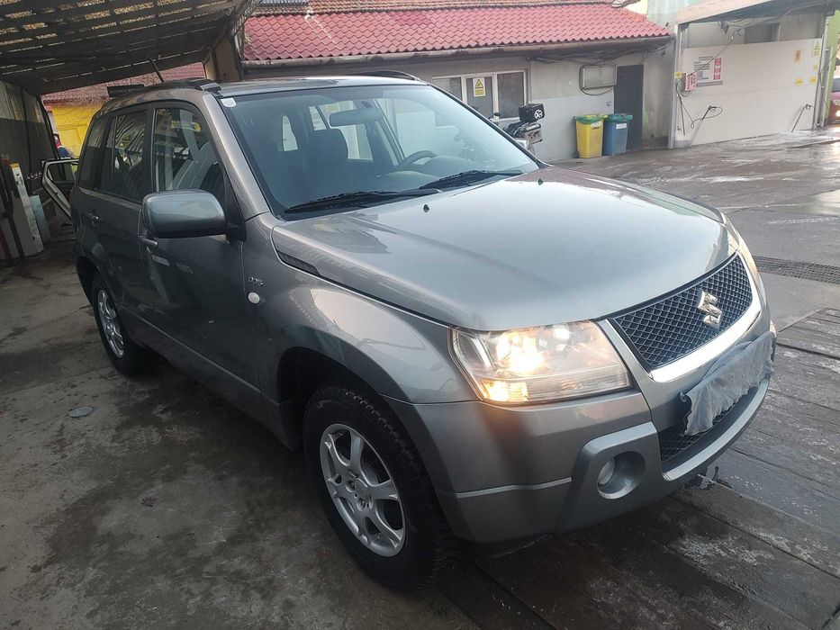 Suzuki Grand Vitara 1.9 Diesel 129 Cp 2008 4x4 Rate sau Cash