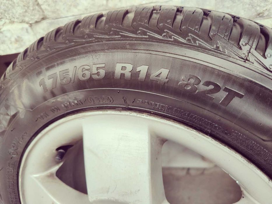 Set jante originale Renault Clio 2003 cu anvelope Kumho 2024 AllSeason