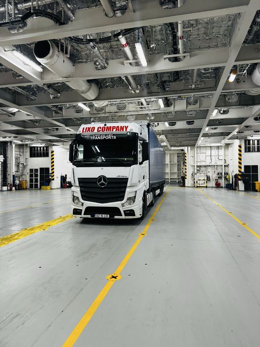 Mercedes actros mp4 + semiremorca krone