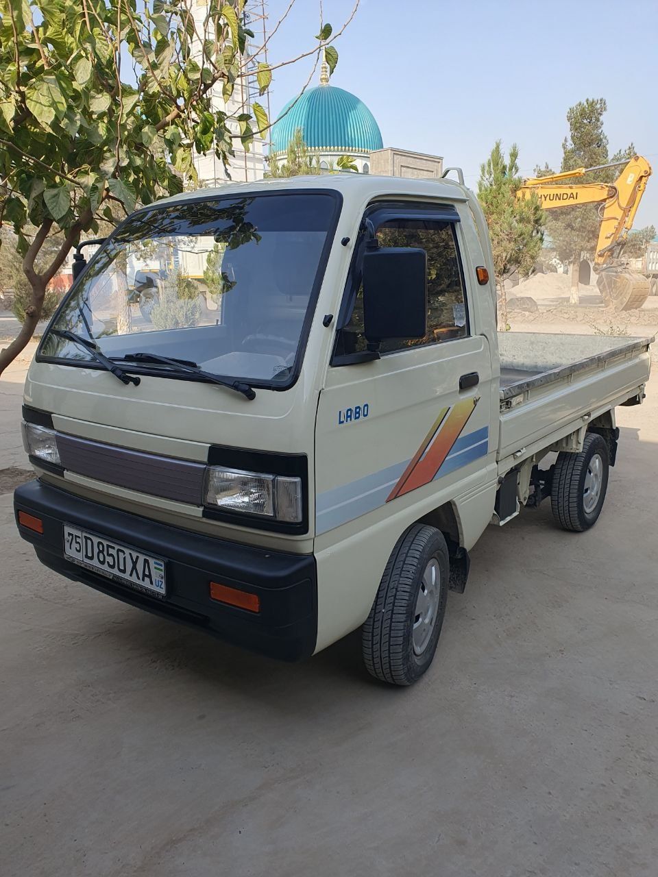 Pul topar Labo sotiladi