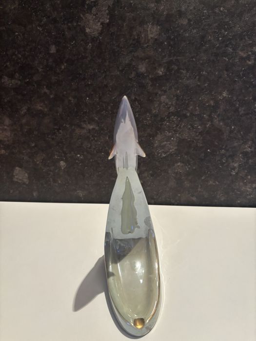 Порцеланова статуетка