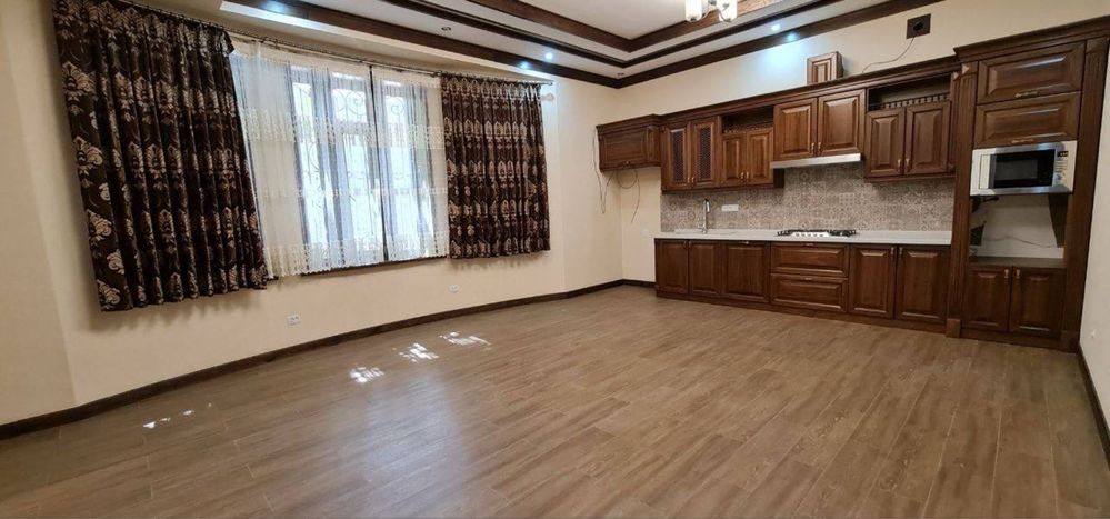 Участок под Офис 650кв 8 комнат Ракат Корзинка