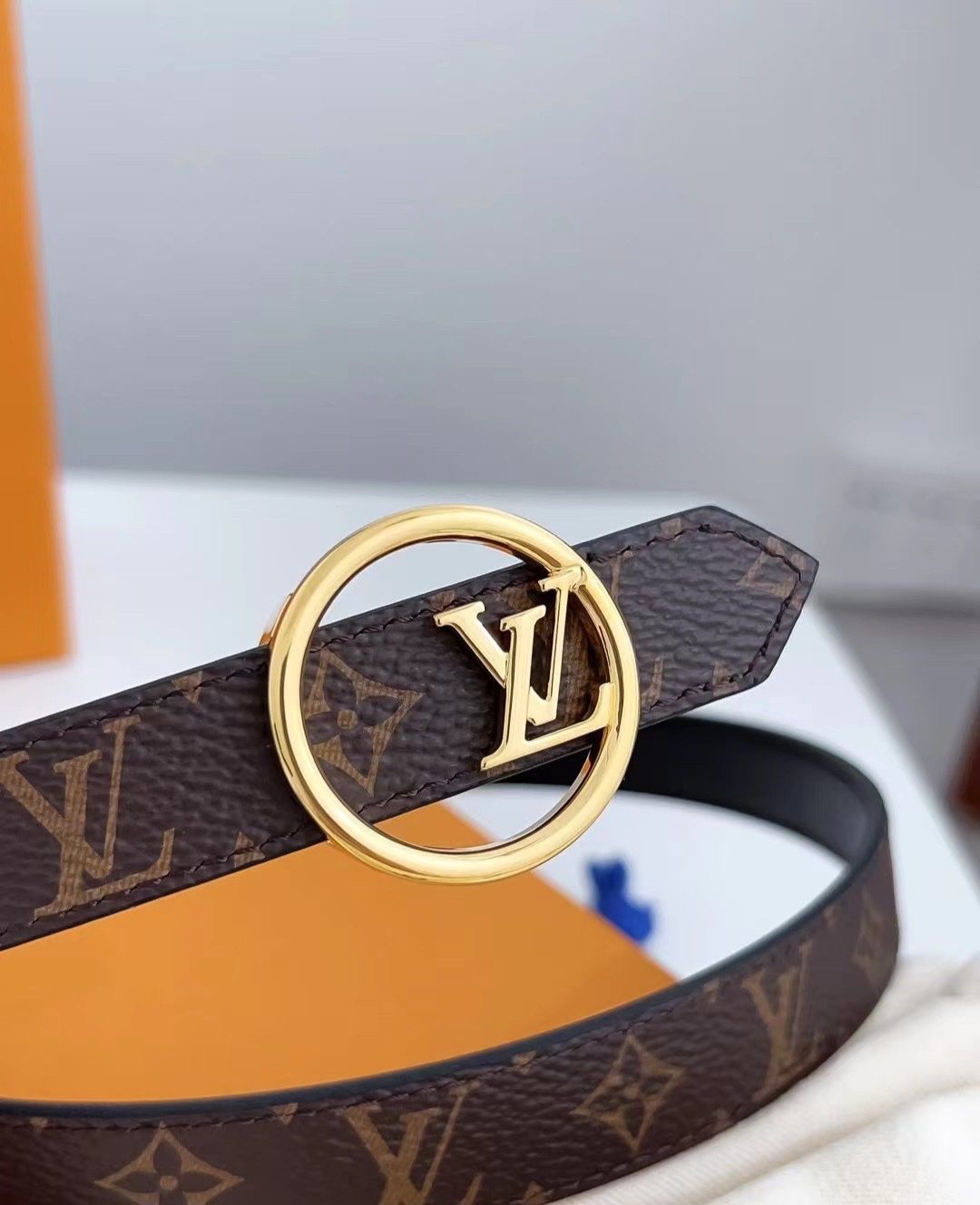 Louis Vuitton Circle 20mm Reversible Belt