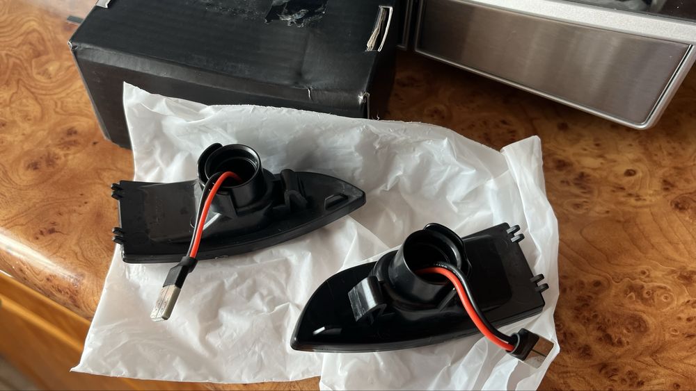 Semnalizari led oglinzi renault (fumurii)