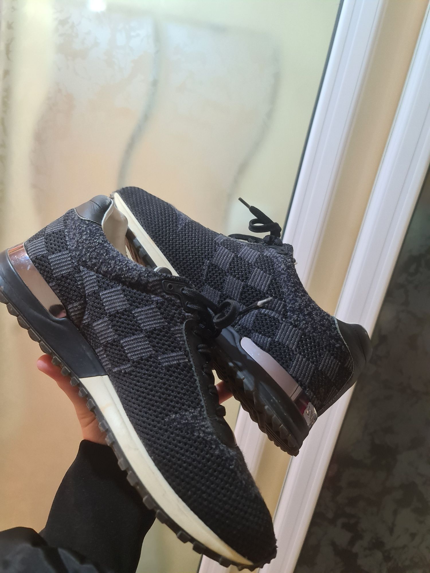 Adidasi Louis Vuitton Black Damier