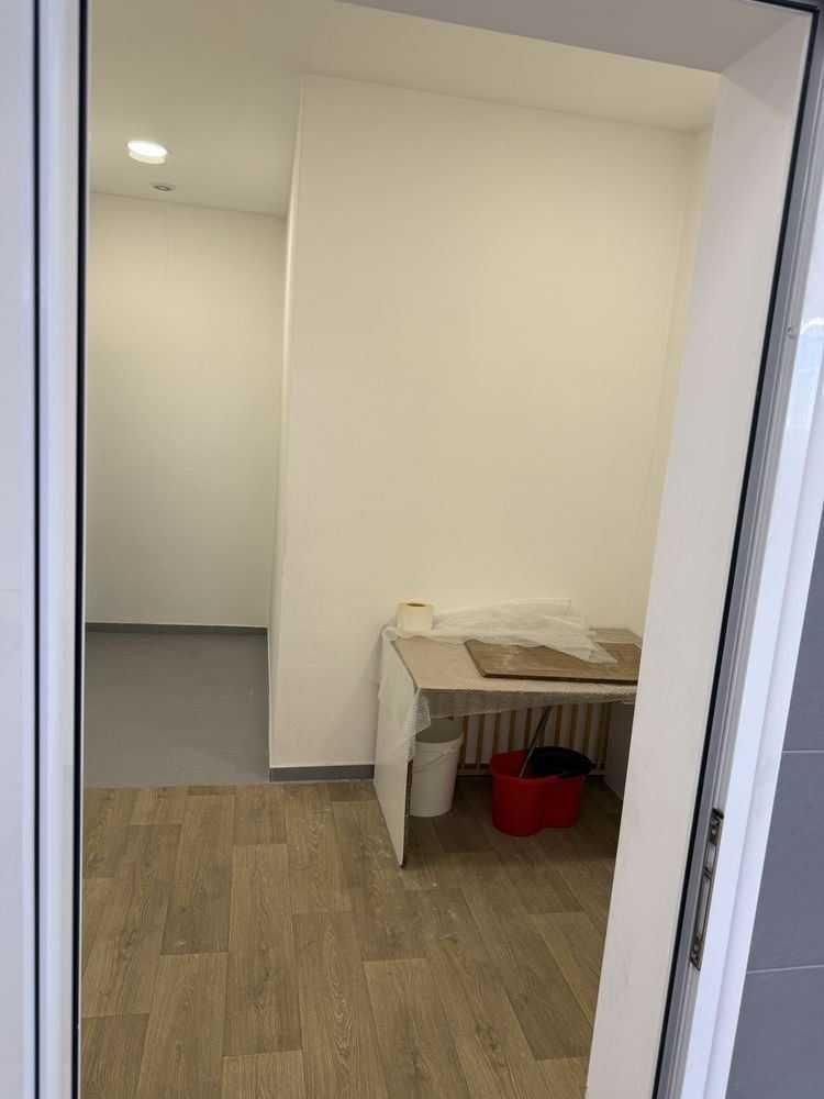 Дава се под наем Склад в Асеновград - 650 кв.м за 1785 € - Снимка #13