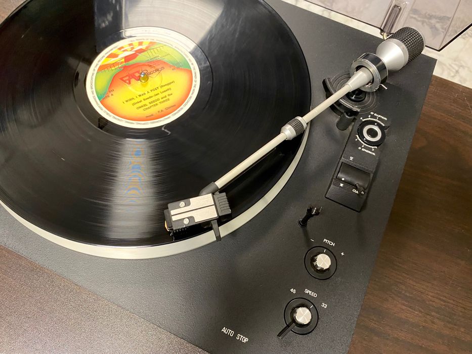 Отличен грамофон Philips