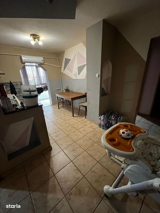 2decomandate Cornitoiu 4/4 cu pod