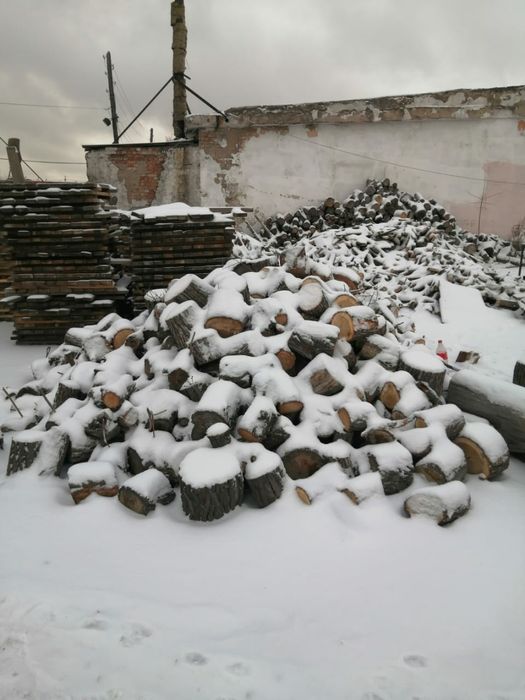 Продам дрова в чурка и колотые в мешках