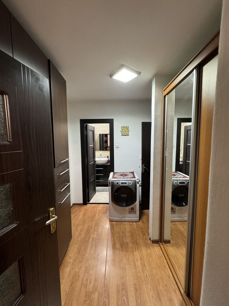 Apartament 3 camere de vanzare 75 mp