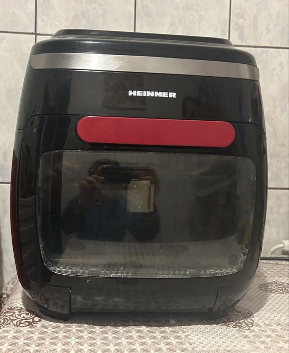 Friteuza cu aer cald Heinner