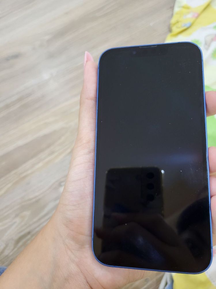 İphone 13 dokument karopka srochna sotiladi