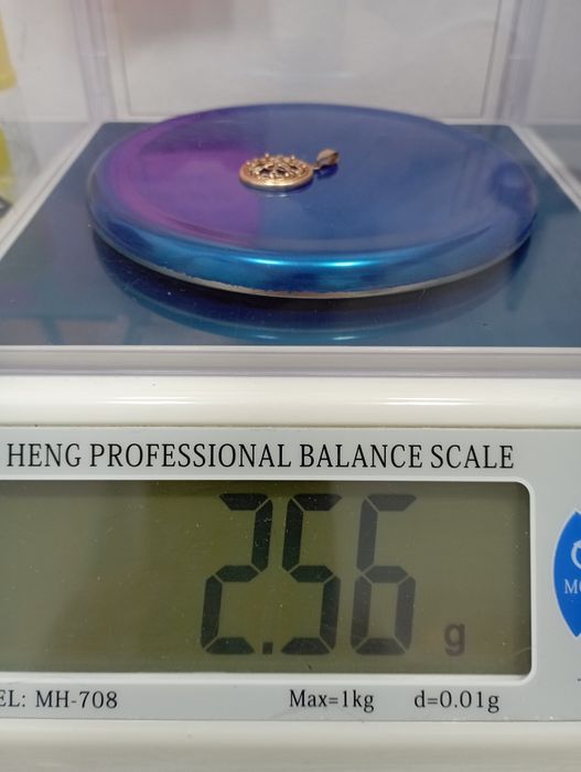 Золотая цепь с кулоном