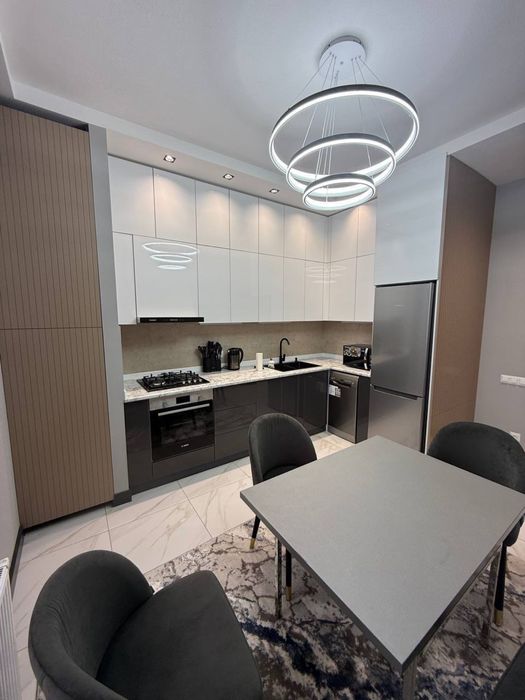 Узбегим Бабура улица Аэропорт Продам Квартиру 3х ком 113м2