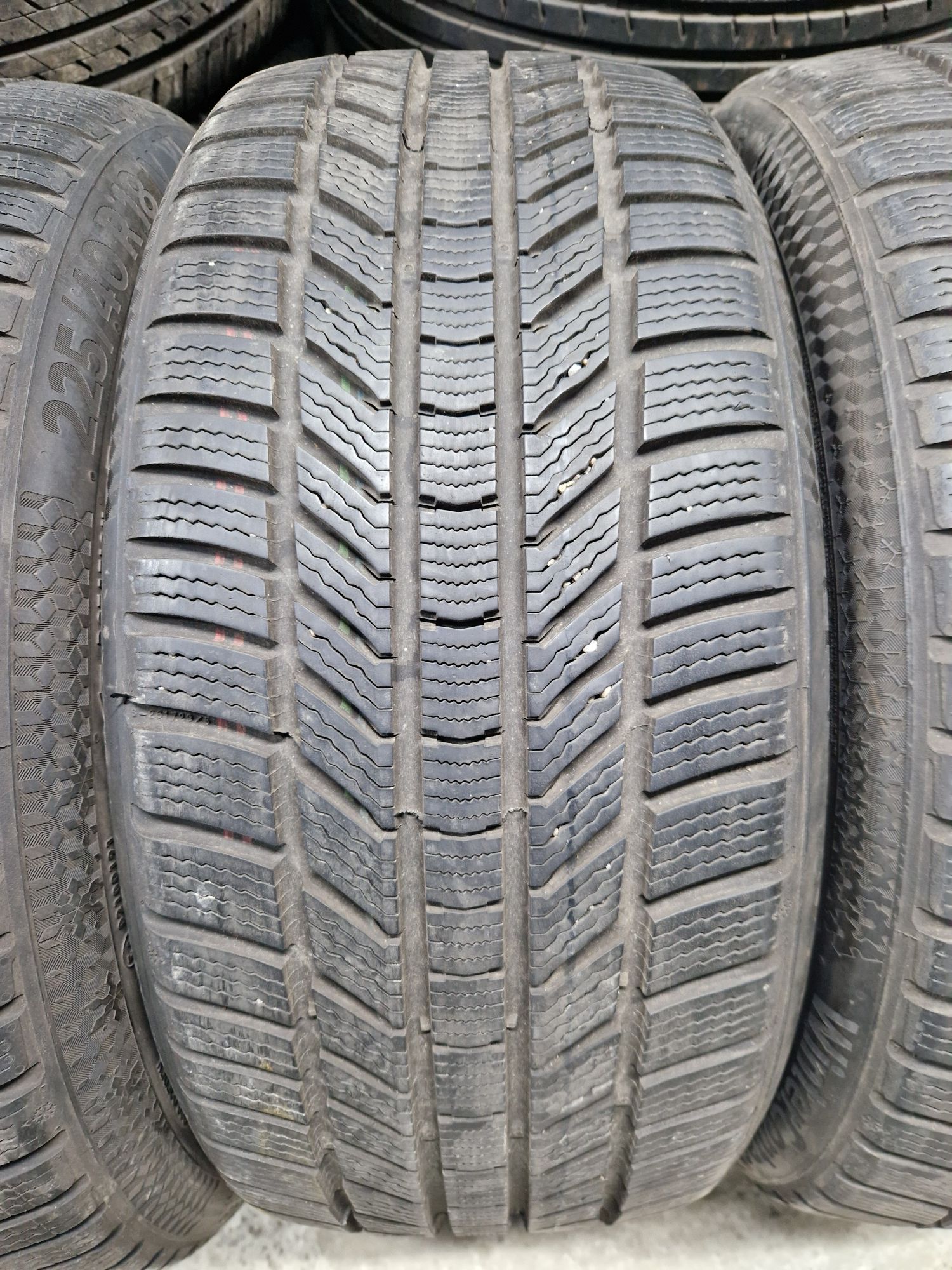 Set 4 anvelope SH iarna Continental 225/40/18 dot 2023