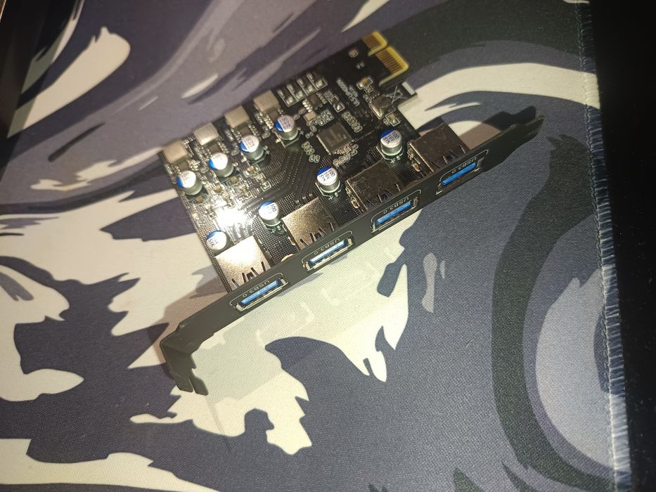 Pci-E USB extender Plug & Play