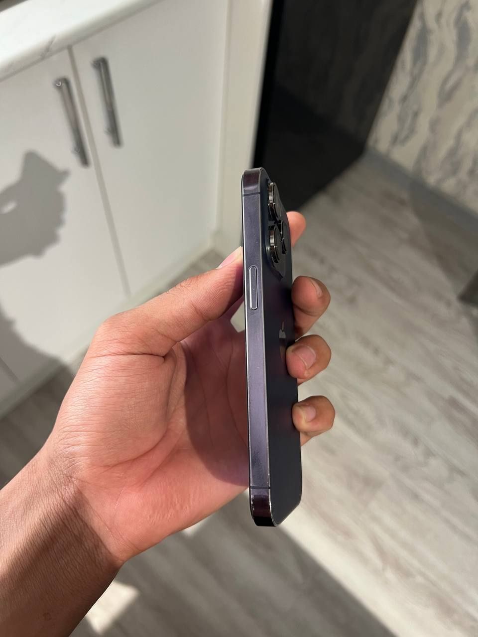 iPhone 14 pro...