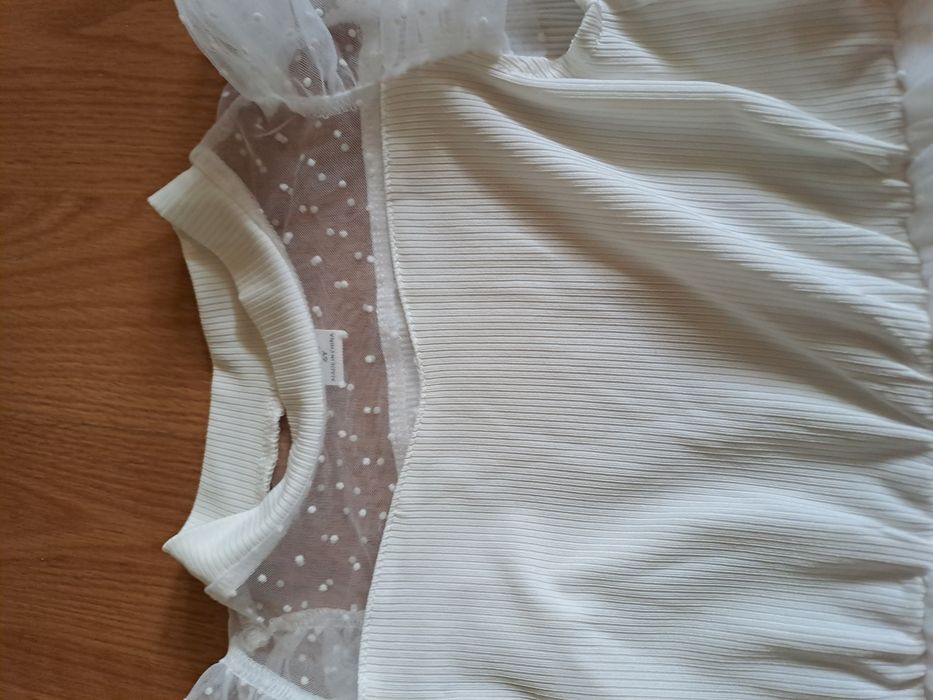 Rochiță albă Mărime 6 ani