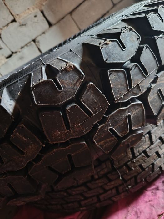 Продам резину на КамАЗ 9.00r20 омскшина 4шт