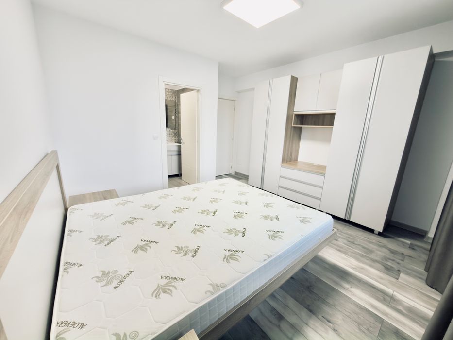 Apartament de inchiriat cu 3 camere in zona Tractorul,parcare si boxa
