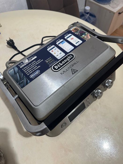 Грильница Delonghi