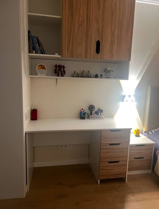 Продается 2 комнатная квартира ремонт ул.Генерал Петрова Паркентский