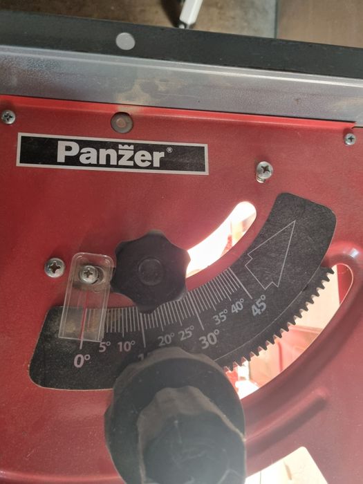 Fierastrau circular stationar cu masa PANZER