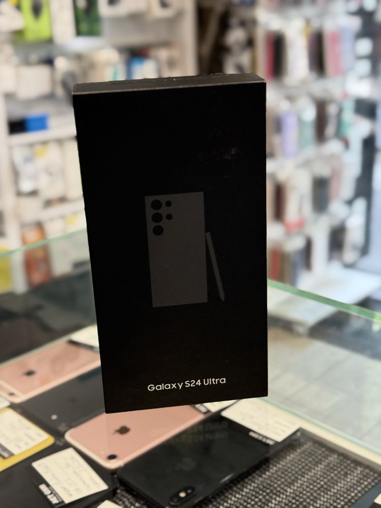 Samsung S24 Ultra 256GB Чисто Нов!