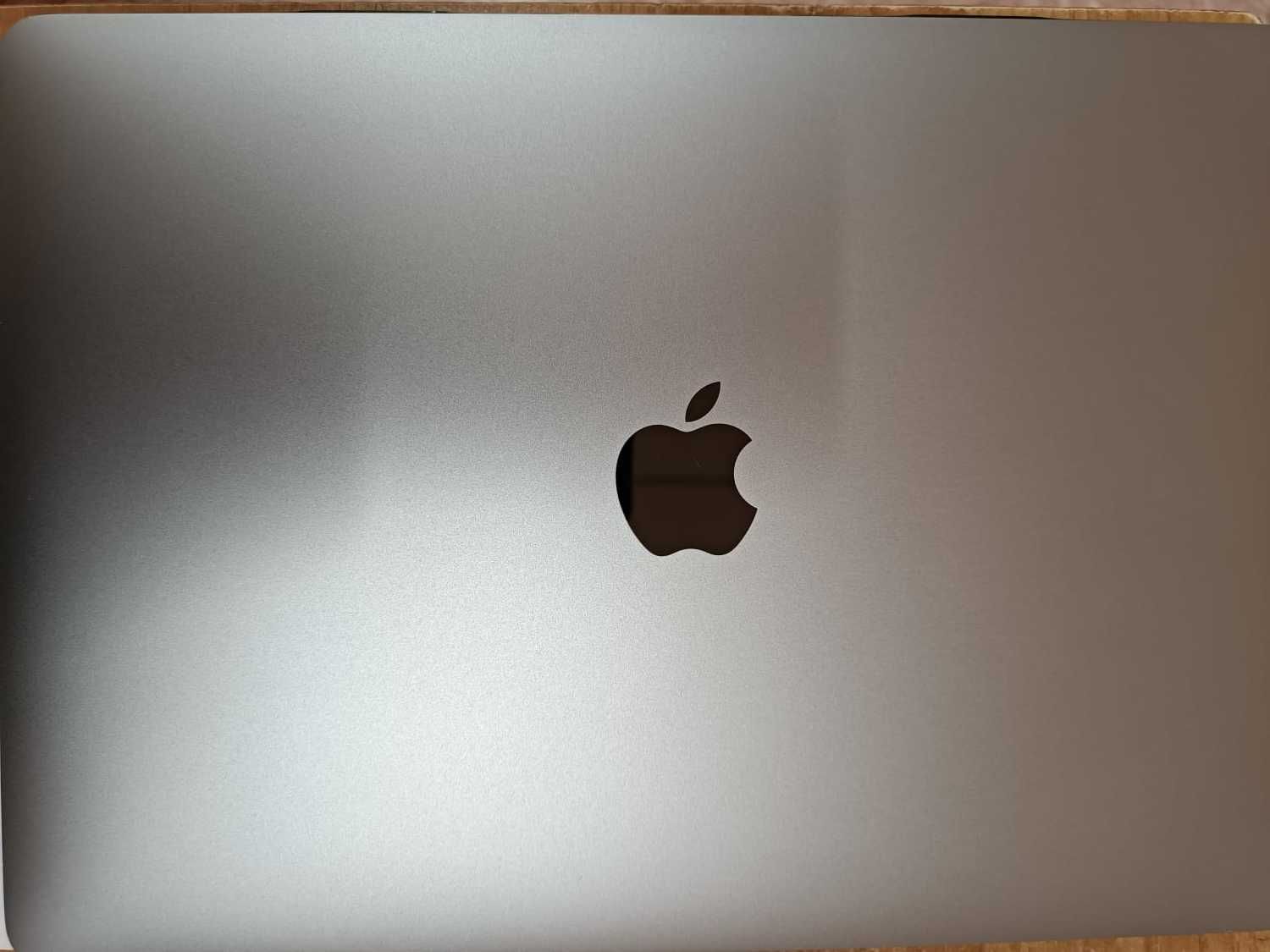 Продаю MacBook Pro 13  M1