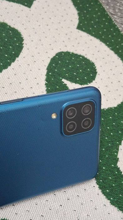 Продам Samsung Galaxy A12
