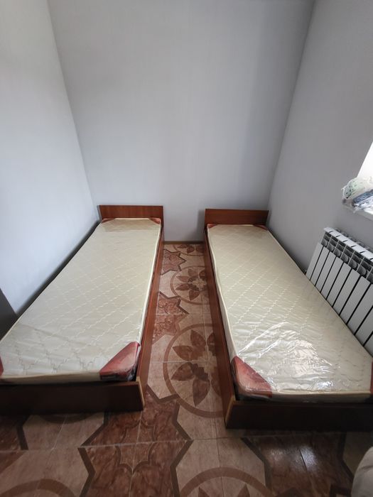 Кровати односпальные б/у в хорошем состоянии