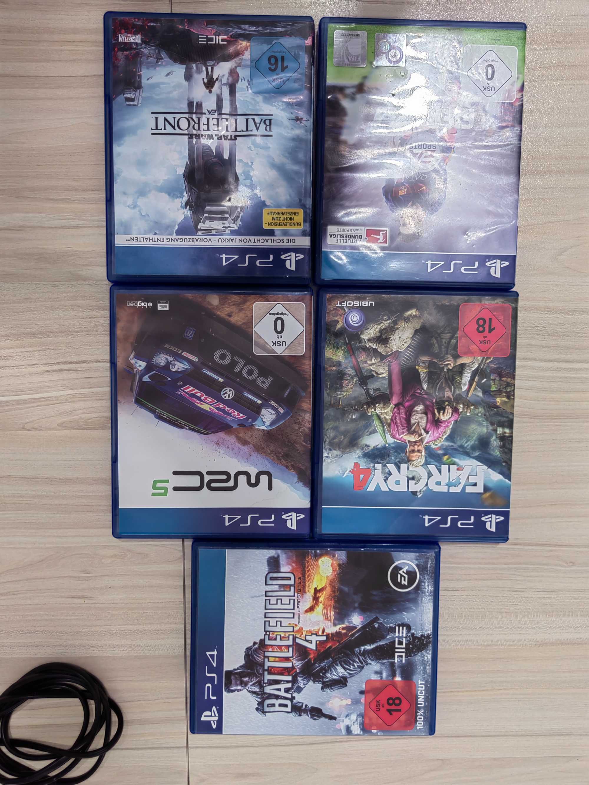 Ps4 1Terabite + 2 контролера и игри