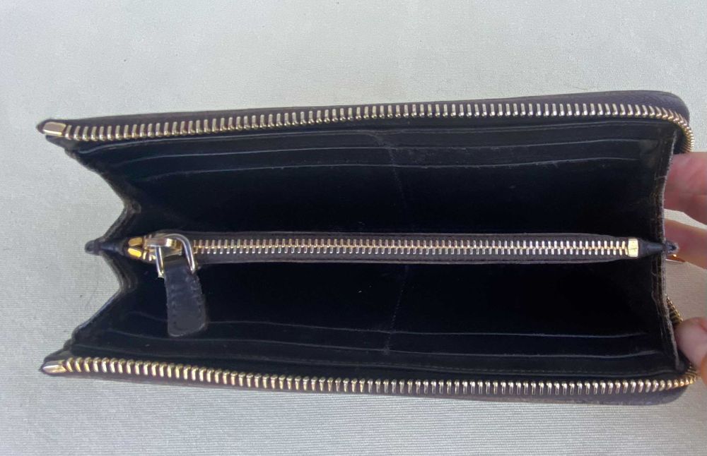 MIU MIU Portofel Orizontal Piele Lacuita Tip Crocodil Maro Original